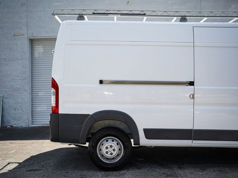 Used 2018 RAM ProMaster 2500 w/ Mopar Trailer Tow Group image 14