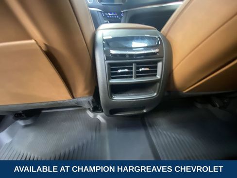 Certified 2024 Cadillac XT5 Premium Luxury w/ LPO, Floor Liner Package AWD/4WD image 29