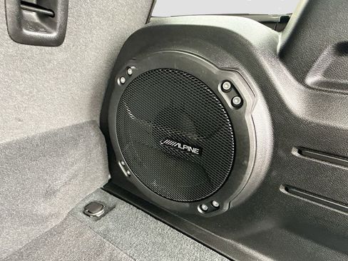 Used 2023 Jeep Wrangler Unlimited Sahara image 31