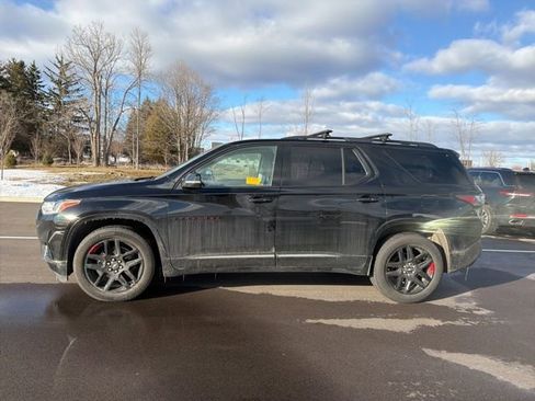 Used 2019 Chevrolet Traverse Premier w/ Redline Edition image 2