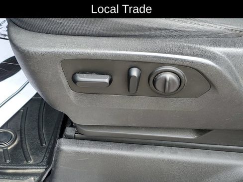 Used 2019 GMC Sierra 1500 Elevation w/ Elevation Value Package AWD/4WD image 6