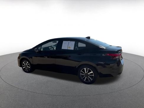Used 2025 Nissan Versa SV FWD image 9