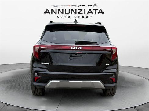 New 2025 Kia Seltos SX w/ SX Sunroof Package image 4