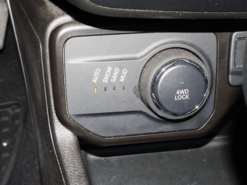 Used 2023 Jeep Renegade Latitude image 21