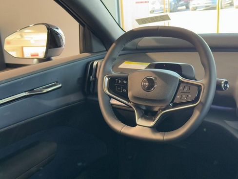 New 2026 Volvo EX30 Plus w/ Climate Package image 7