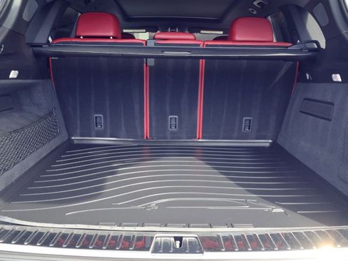 Certified 2023 Porsche Cayenne Platinum Edition w/ Premium Package Plus AWD/4WD image 22