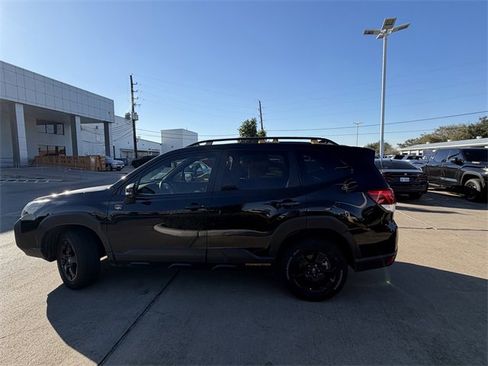 Used 2025 Subaru Forester Wilderness w/ Wilderness Package image 8