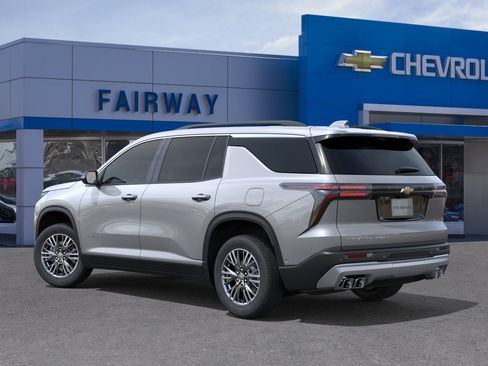 New 2026 Chevrolet Traverse LT AWD/4WD image 3