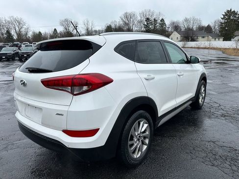 Used 2017 Hyundai Tucson SE image 12