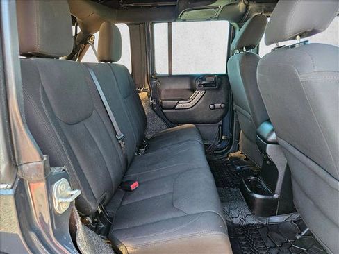 Used 2017 Jeep Wrangler Unlimited Sport w/ Connectivity Group AWD/4WD image 22