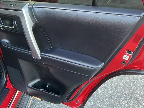 Used 2022 Toyota 4Runner Limited image 19