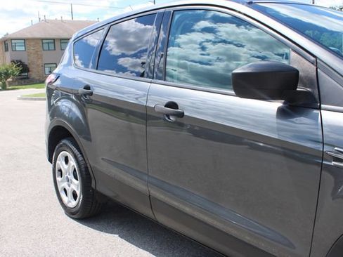 Used 2017 Ford Escape S FWD image 44
