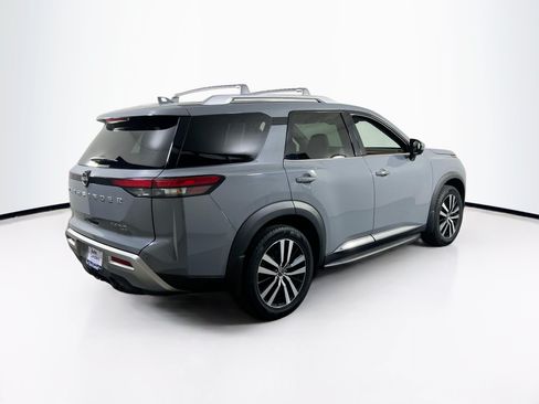 Used 2024 Nissan Pathfinder Platinum w/ Cargo Package AWD/4WD image 5