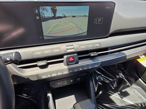 New 2026 Kia K4 FWD image 10
