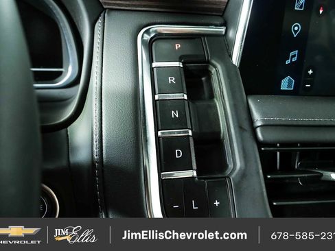 Certified 2023 Chevrolet Tahoe Z71 w/ Z71 Off-Road Package AWD/4WD image 17