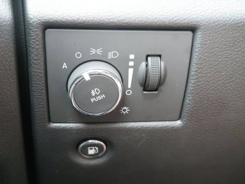 Used 2016 Jeep Grand Cherokee High Altitude AWD/4WD image 25