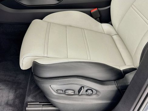New 2026 Porsche Cayenne Coupe AWD/4WD image 13