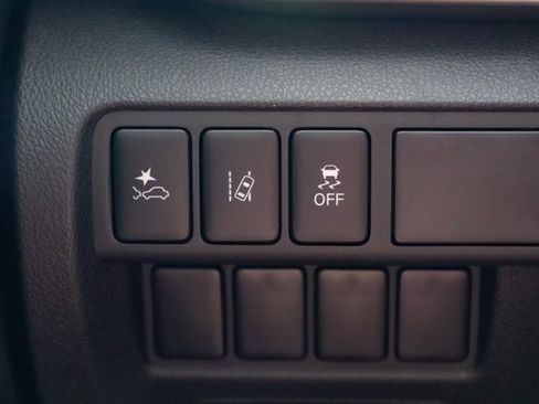 New 2026 Mitsubishi Eclipse Cross ES image 14