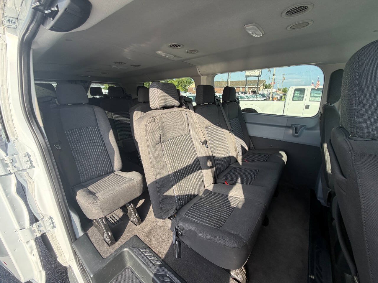 Used 2018 Ford Transit 350 XL RWD image 21