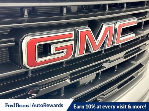 New 2026 GMC Sierra 1500 Elevation w/ Elevation Premium Package image 19