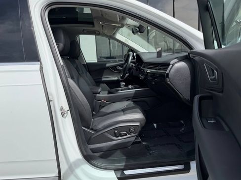 Used 2017 Audi Q7 3.0T Prestige AWD/4WD image 36
