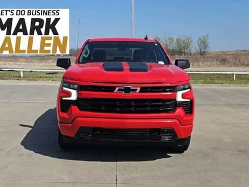 Used 2023 Chevrolet Silverado 1500 RST w/ Rally Edition AWD/4WD image 3