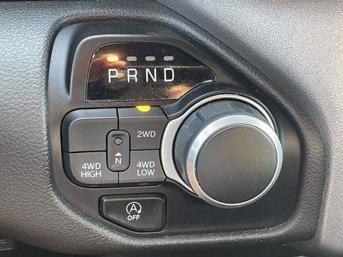Used 2023 RAM 1500 Big Horn AWD/4WD image 25