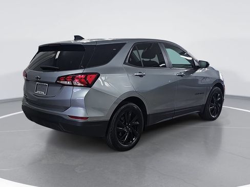 Certified 2024 Chevrolet Equinox LS w/ LS Convenience Package FWD image 3