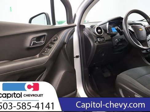 Used 2015 Chevrolet Trax LS w/ LPO, Protection Package image 9