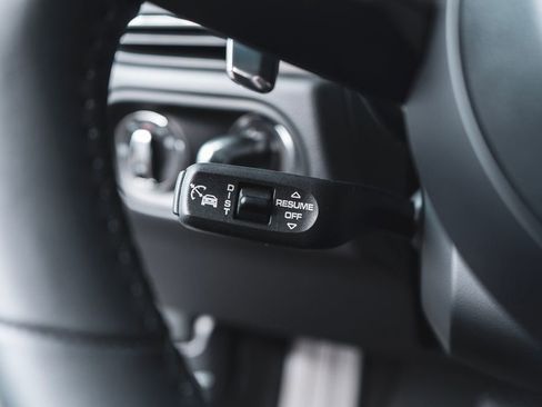 New 2026 Porsche Macan GTS image 21