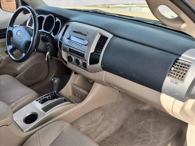 Used 2005 Toyota Tacoma PreRunner RWD image 25