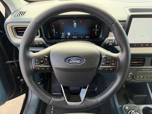 Used 2025 Ford Maverick Lariat w/ 4K Tow Package AWD/4WD image 15
