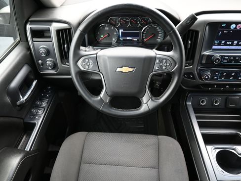 Used 2018 Chevrolet Silverado 1500 LT image 26