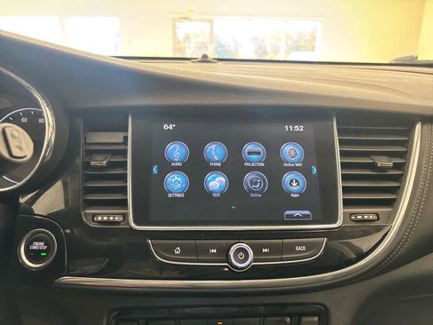 Used 2020 Buick Encore Preferred image 28