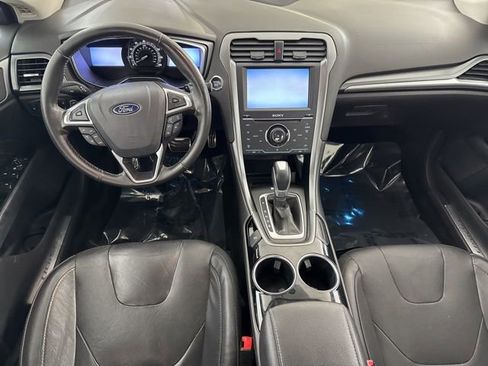 Used 2013 Ford Fusion Titanium image 24
