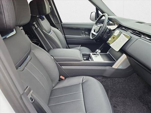 New 2025 Land Rover Range Rover SV AWD/4WD image 10