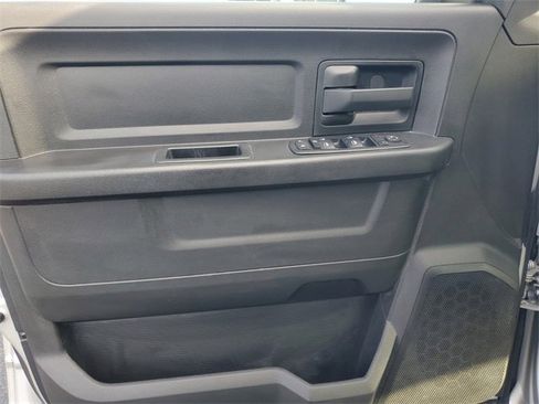 Used 2015 RAM 1500 Express image 10