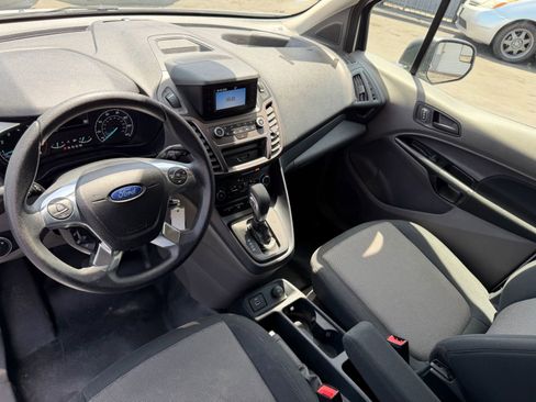 Used 2020 Ford Transit Connect XL FWD image 18