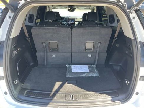 Used 2022 Jeep Grand Cherokee L Limited image 7