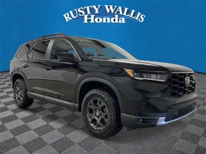 New 2025 Honda Pilot TrailSport