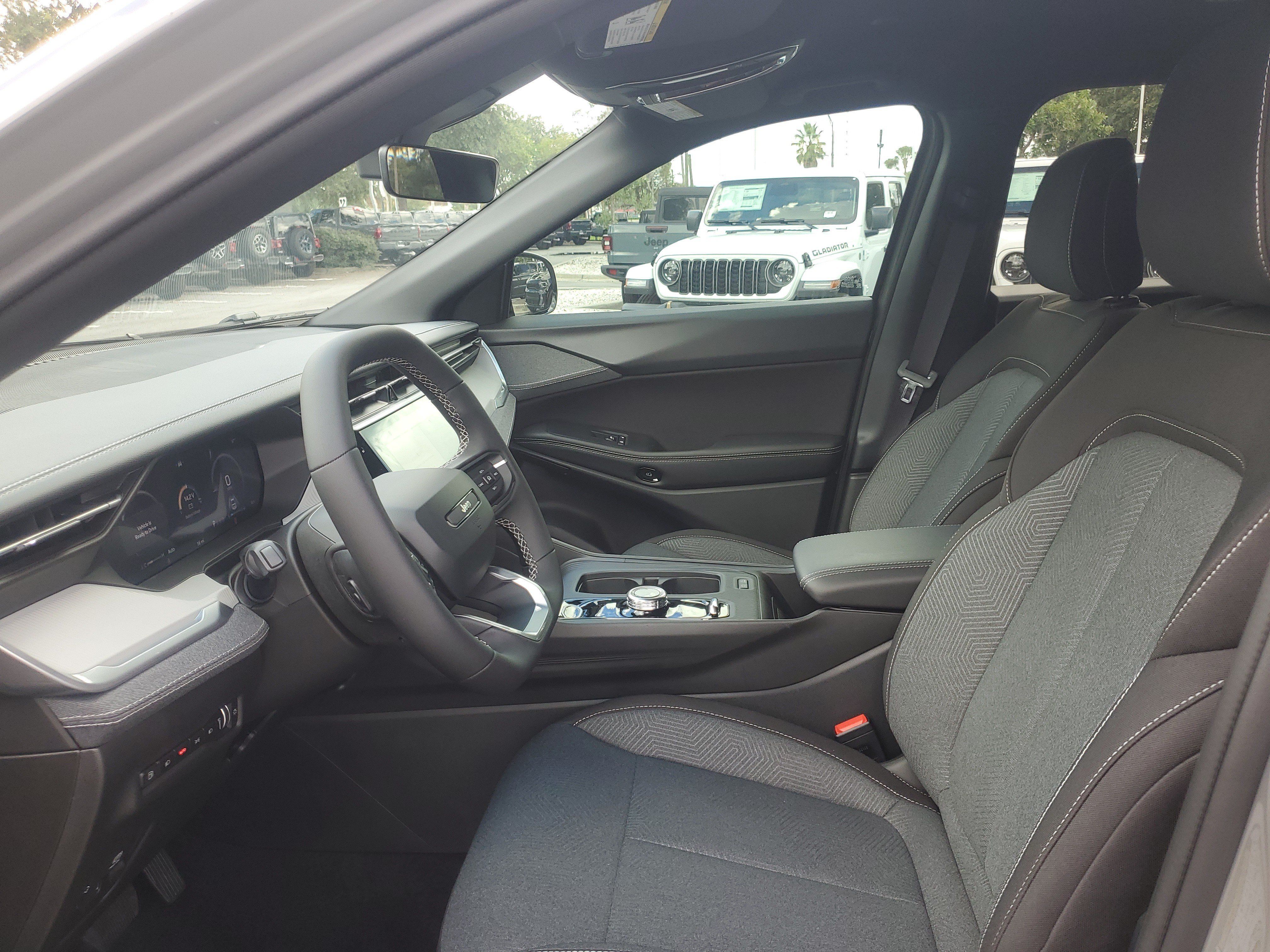 New 2026 Jeep Cherokee Laredo AWD/4WD image 12