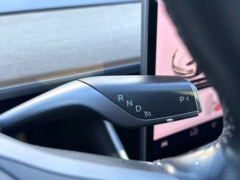 Used 2018 Tesla Model 3 Long Range AWD/4WD image 27