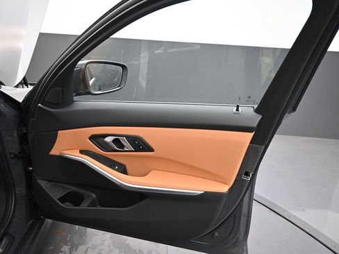 New 2026 BMW 330i Sedan w/ Premium Package RWD image 19