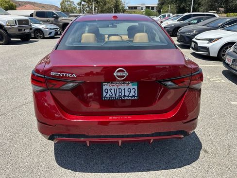Used 2025 Nissan Sentra SV w/ SV Premium Package FWD image 3