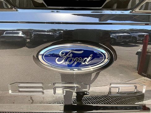 Used 2024 Ford F250 Lariat w/ Lariat Ultimate Package image 31