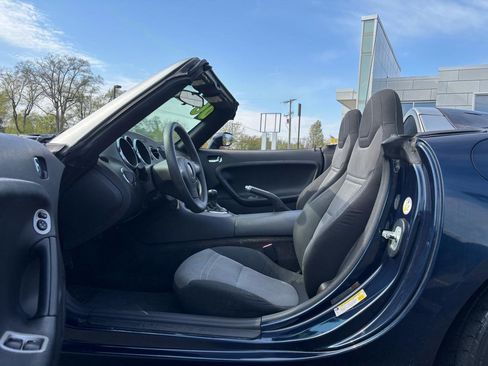 Used 2006 Pontiac Solstice Convertible w/ Power Package RWD image 13