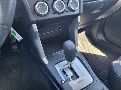 Used 2017 Subaru Forester 2.5i w/ Alloy Wheel Package image 12