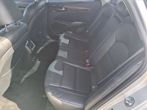 Used 2017 Kia Cadenza Technology image 21