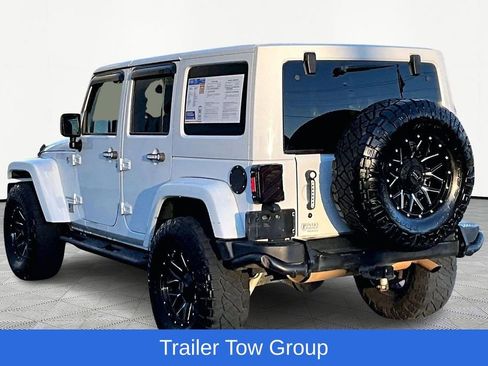 Used 2017 Jeep Wrangler Unlimited Sahara image 6