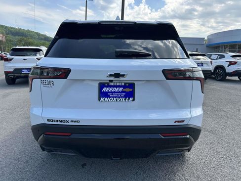 New 2026 Chevrolet Equinox RS AWD/4WD image 4